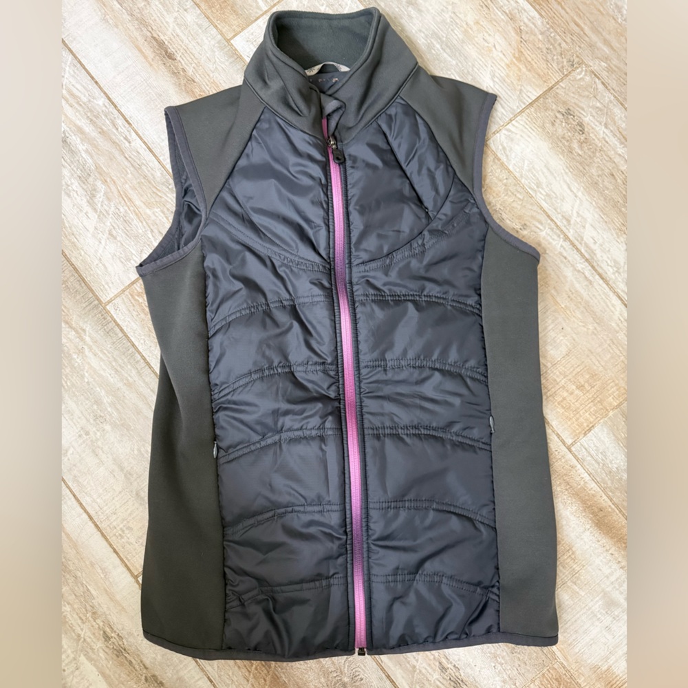 Athleta Navy and Black Quilted Vest with Purple Zip Trim